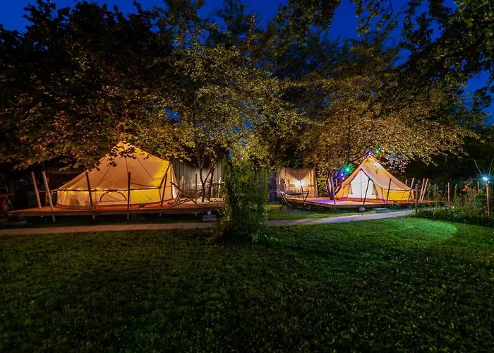 Dragonfly Gardens Urban Glamping Brasov